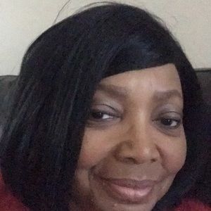 Meet your Posher, Cynthia